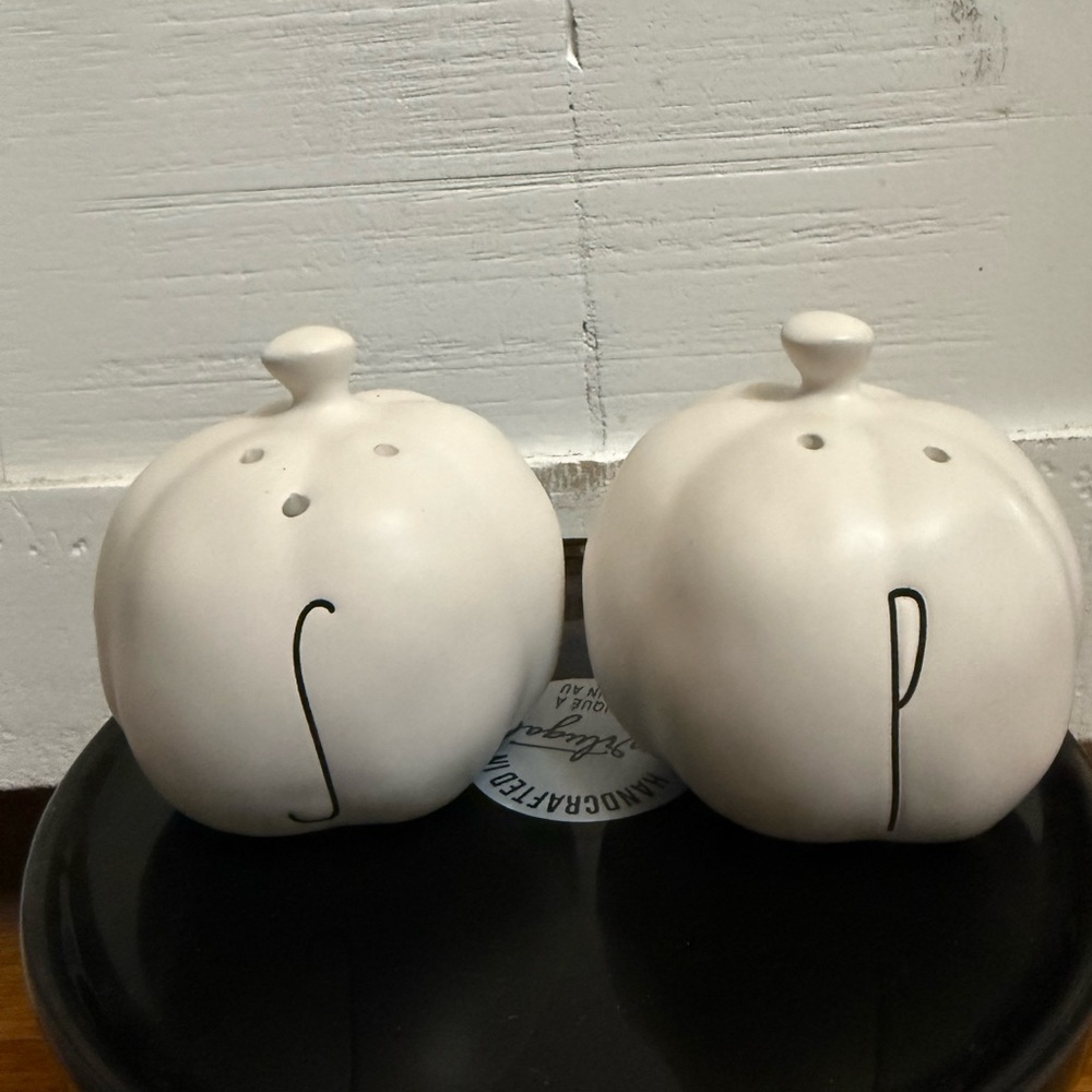 Rae Dunn Cream Pumpkin Shakers